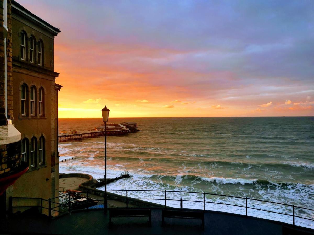 The Red Lion Hotel Cromer Exterior foto